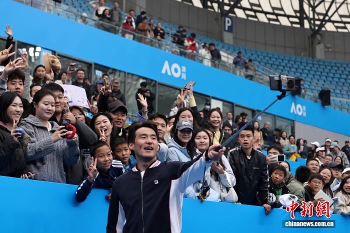 2026澳网亚太区外卡赛落幕：布云朝克特收获男单