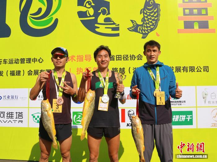 神行2025宁德马拉松：大黄鱼元素点亮赛道 万名跑