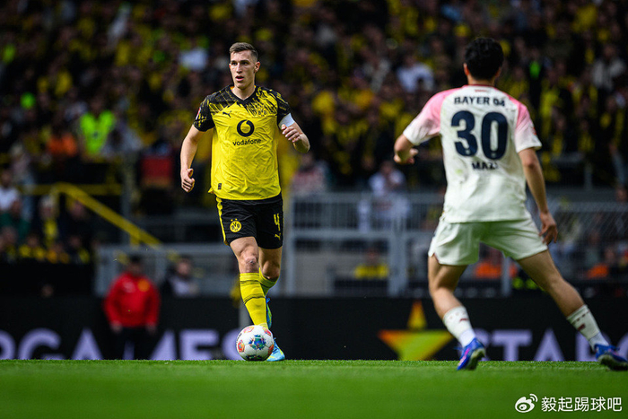 施洛特贝克续约多特仍存皇马转会变数，违约金