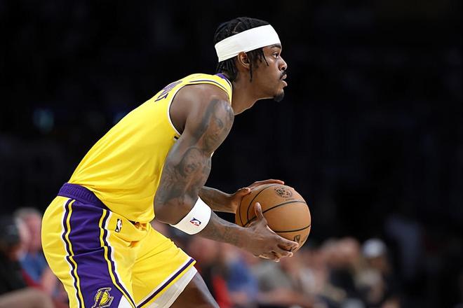 雷霆大胜湖人范德比尔特数据亮眼却难改战术短